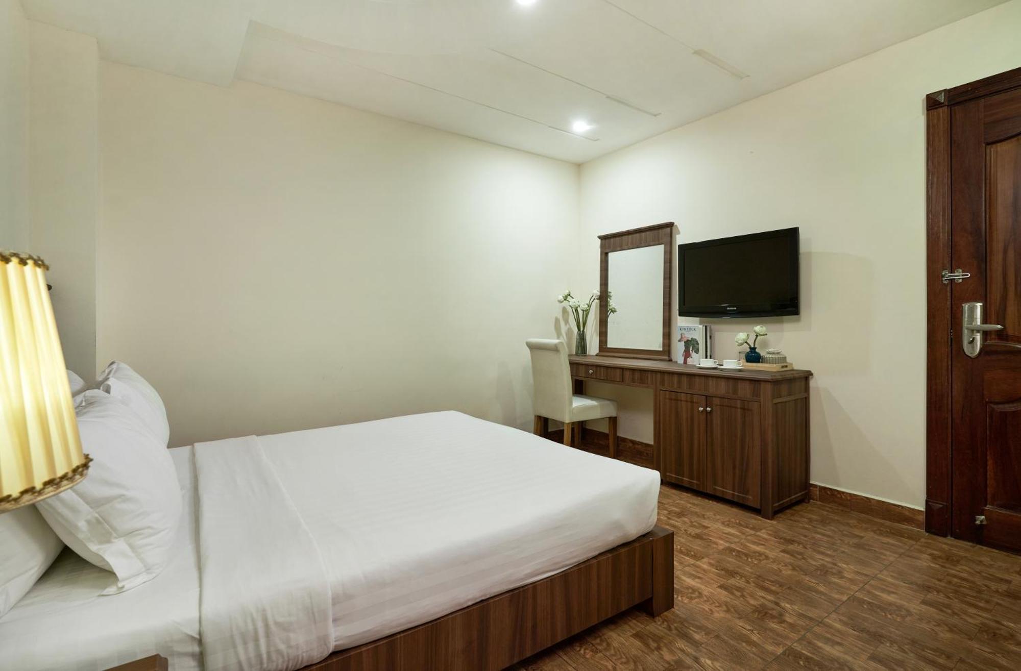 Sky Gem Hotel - Ben Thanh Хошимин Экстерьер фото