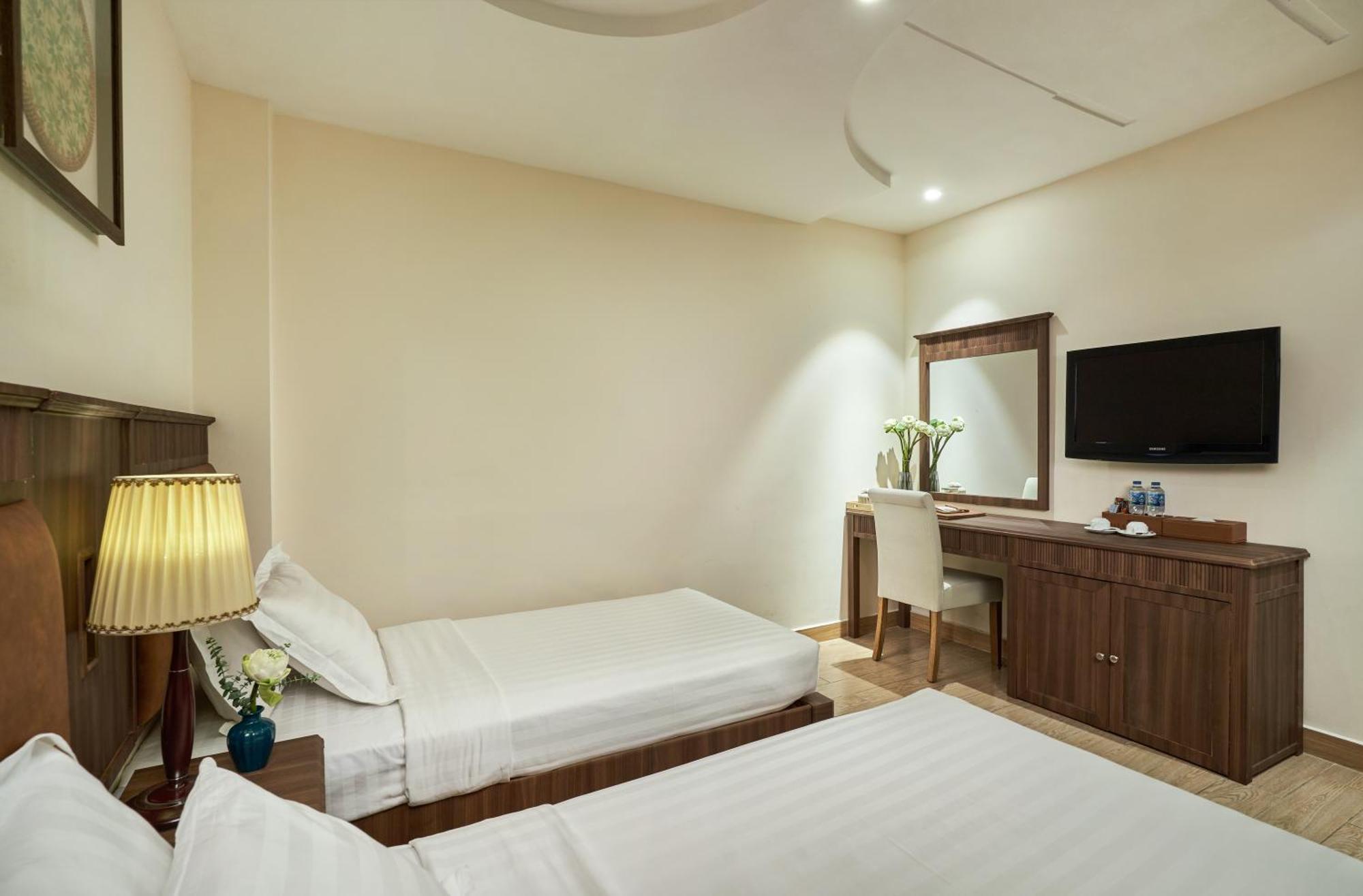 Sky Gem Hotel - Ben Thanh Хошимин Экстерьер фото